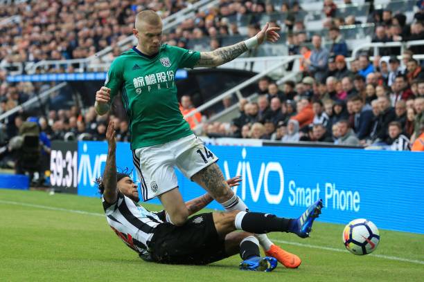 而后撤步不 而后撤步不